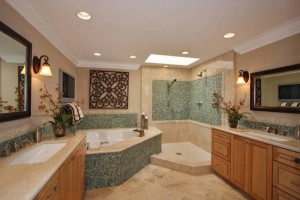 Lower_Unit_Master_Bath_Web_version_001